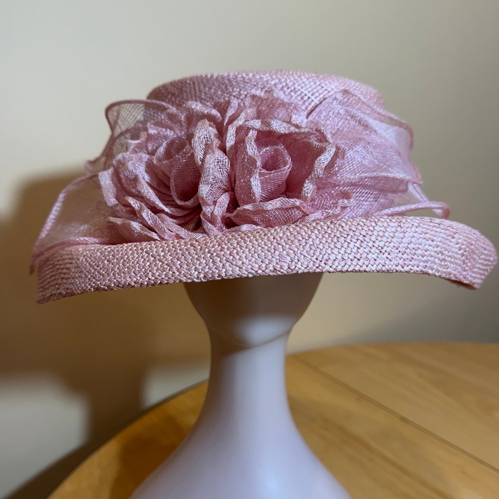 Betmar New York Pink Straw Floral Mesh Sun Hat Wedding Derby Tea Party Church